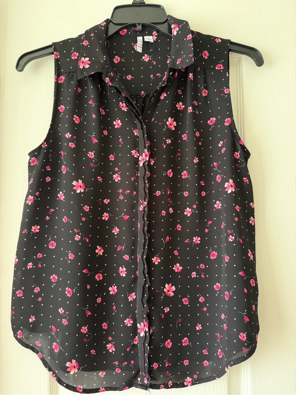 Elle Black Sleeveless Button-Front Blouse with Pink Floral Print